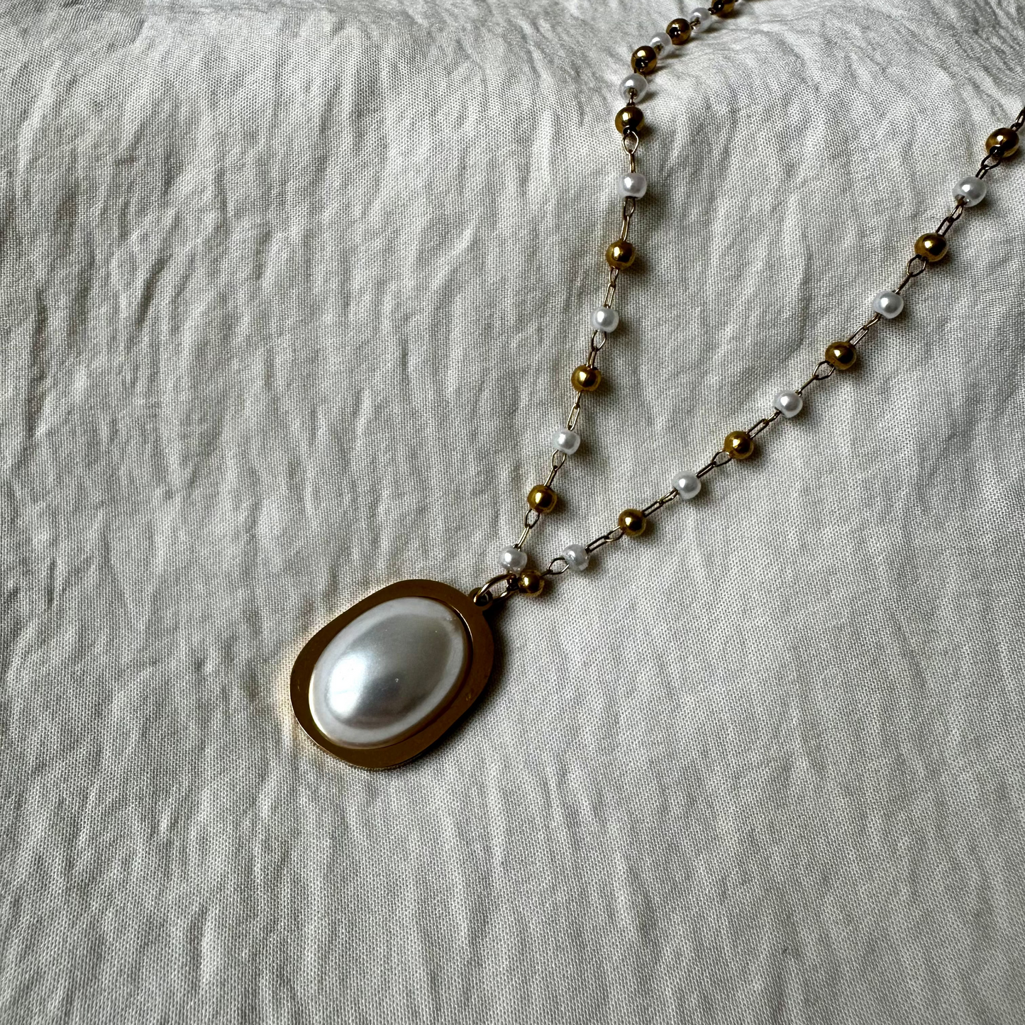 Collier avec pendentif