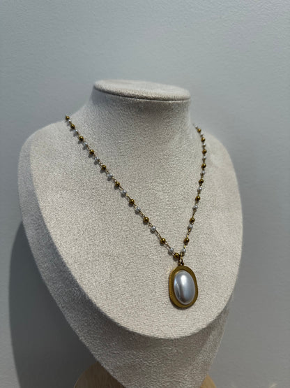 Collier avec pendentif